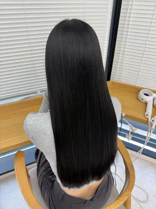 ロング AISA viewNAGOYAのヘアスタイル