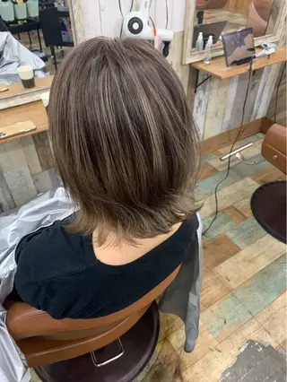 ミディアム カラー Hair's RooMのヘアスタイル