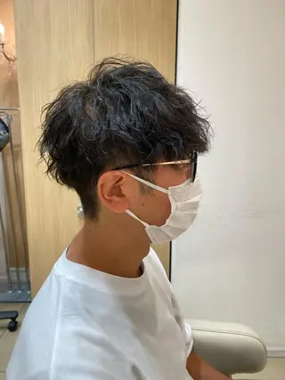 ショート パーマ メンズ メンズ特化型美容師 栗山勇人のヘアスタイル