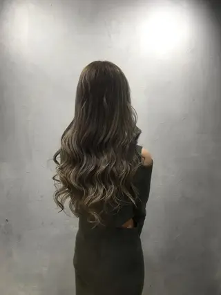 ロング カラー 江畑 匠 新宿三丁目 徒歩30秒⭐️のヘアスタイル