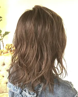 セミロング カラー パーマ ヘアアレンジ エグチ アキラのヘアスタイル