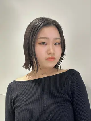 ショート カラー パーマ ヘアアレンジ メンズ 切りっぱなしヘアボブ ミディアムヘアRYOのヘアスタイル