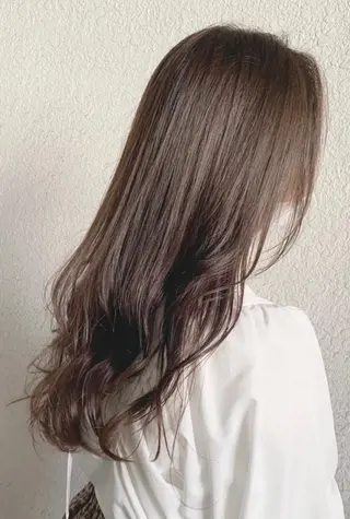 ミディアム 鈴木 梓のヘアスタイル