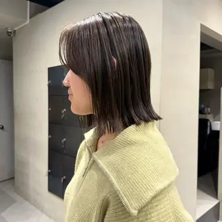 ミディアム カラー レイヤー/グレージュ /ブリーチなし/ひなのヘアスタイル