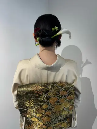 セミロング カラー ヘアアレンジ mina 🌷のヘアスタイル