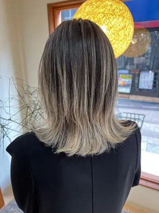 セミロング 【⭐️艶髪レイヤー カット⭐️】長谷川のヘアスタイル