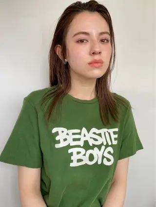 セミロング カラー 高橋 愛美のヘアスタイル