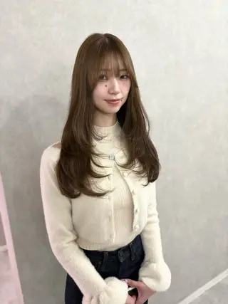 ロング カラー 盛れる顔まわり✨🎀 レイヤー別所好葉のヘアスタイル