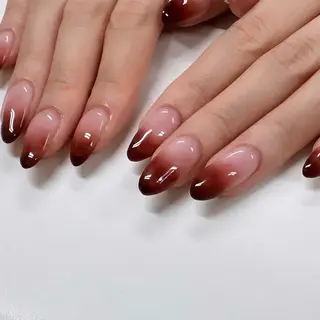 ネイル enjú akari🐾のネイルデザイン