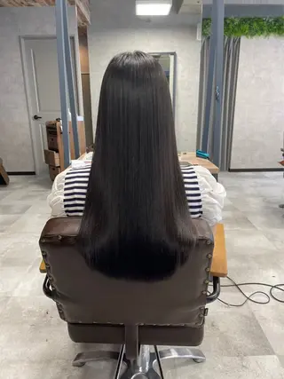 ロング きょうか🩶 /艶髪/髪質改善のヘアスタイル