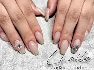 ネイル Li aile eye&nail 上本町店所属・Li aile kana🐰🩵のネイルデザイン