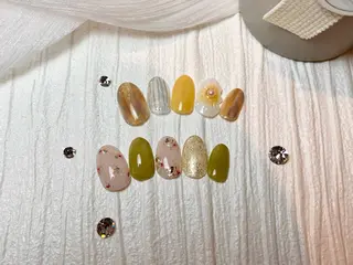 ネイル 高山 糸穂のネイルデザイン