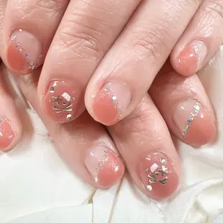 ネイル キャンアイドレッシー六本木店所属・MIKA／耳ツボ ／マグネットネイルのネイルデザイン