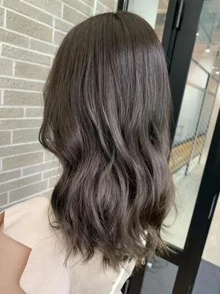 セミロング カラー ヘアアレンジ kei🤎ベージュ /透明感カラー/博多のヘアスタイル