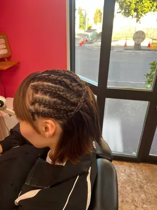 Roy所属・新明 修一のヘアスタイル