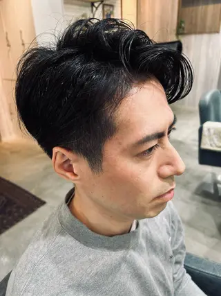 メンズ アイブロウ 佐藤 光のヘアスタイル