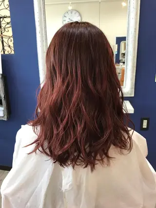 セミロング カラー 岡本 智次のヘアスタイル