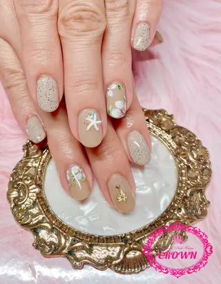 ネイル CROWN プライベートサロンのネイルデザイン