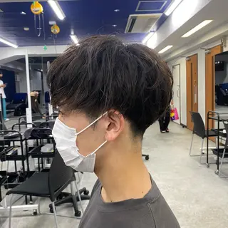 セミロング カラー パーマ ヘアアレンジ メンズ キッズ ネイル マツエク・マツパ アイブロウ ✂️メンズカット ひろき✂️のヘアスタイル