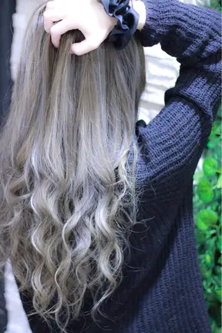 セミロング シールエクステ🎀 ハイトーン特化🎀のヘアスタイル