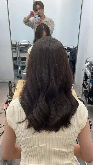 セミロング カラー ✨髪質改善✨美髪 矯正🫧小泉のヘアスタイル