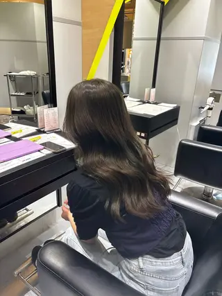 ロング 森田 葵葉のヘアスタイル