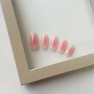 ネイル 池袋Uni nail 上品シンプルデザインのネイルデザイン