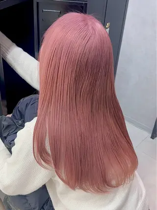 セミロング カラー ✨渋谷ハイトーン 功太郎のヘアスタイル