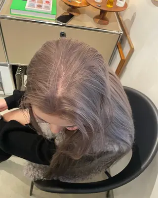 ロング momo/ 福岡天神美容室のヘアスタイル