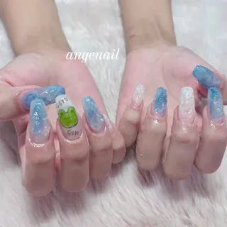 ネイル オーナーネイリスト MAKIのネイルデザイン