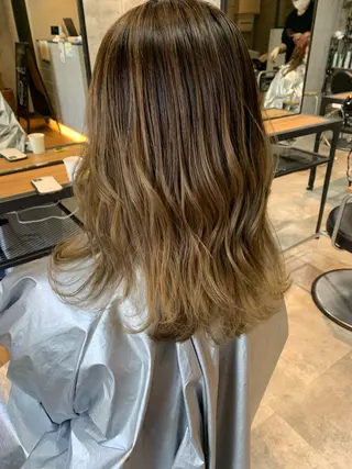 セミロング 山本 みきのヘアスタイル
