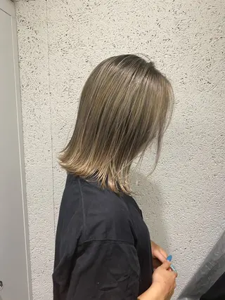 ミディアム カラー ショート/茅ヶ崎 タカハシ タクロウのヘアスタイル