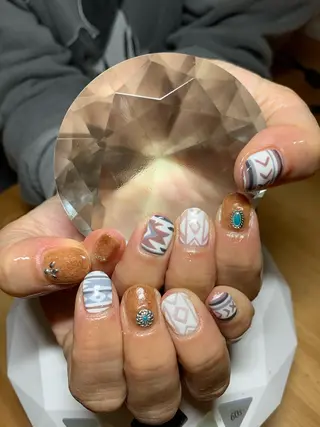 ネイル LAVISH nail salonのネイルデザイン