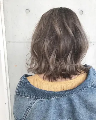ミディアム カラー &SONS 小林亨のヘアスタイル