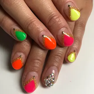 ネイル VOGUE ×SWANのネイルデザイン