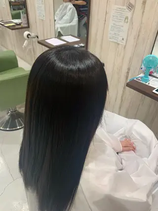 ロング 保谷 菜々美のヘアスタイル