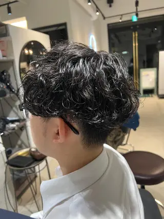 ミディアム パーマ メンズ メンズカットパーマ ✂️ JOYAのヘアスタイル