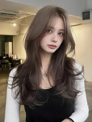 セミロング 青木 りおのヘアスタイル