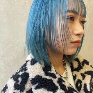 カラー 🎀ボブ+ハイトーン シュカ👶🏻のヘアスタイル