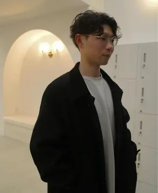 ショート パーマ メンズ 網谷 萌夏のヘアスタイル