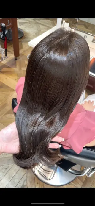 セミロング カラー ご新規様限定 透明感カラーKANAのヘアスタイル