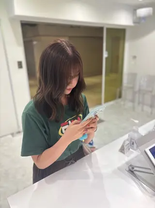 セミロング カラー BREEZE原宿所属・頭身浴ヘッドスパ🌿 艶カラー/ヒロトのエステ・リラクイメージ