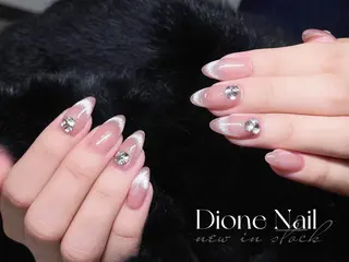 ネイル Dione ネイル専門店のネイルデザイン