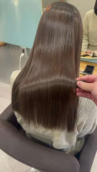 ロング カラー カワカミ ユウダイのヘアスタイル
