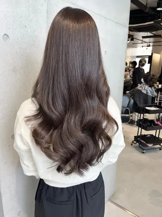 ロング カラー 透明感/オリーブ/ グレージュ/YUKAのヘアスタイル