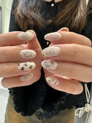 ネイル 個性派ネイル 🌼 ハルカ ♡の眉毛・アイブロウイメージ