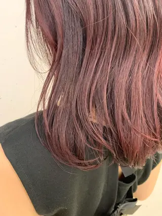 ミディアム カラー raika .のヘアスタイル