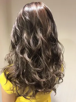 ロング カラー パーマ ヘアアレンジ 【mokuオーナー】 ちはるのヘアスタイル
