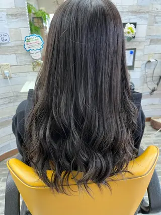 セミロング カラー 大坪 拓斗のヘアスタイル