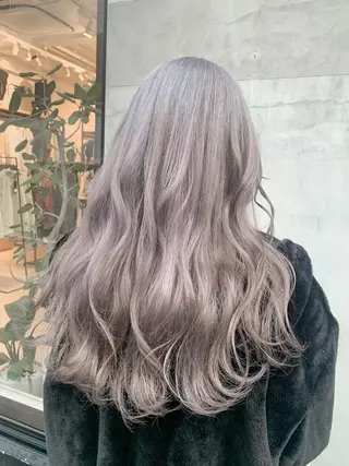 ロング カラー ヘアアレンジ yuka .のヘアスタイル